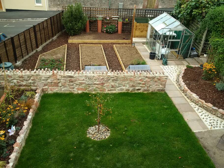 The (new) vegetable garden!