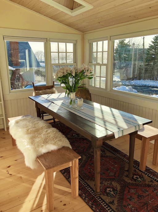 Front dining room and sun room.