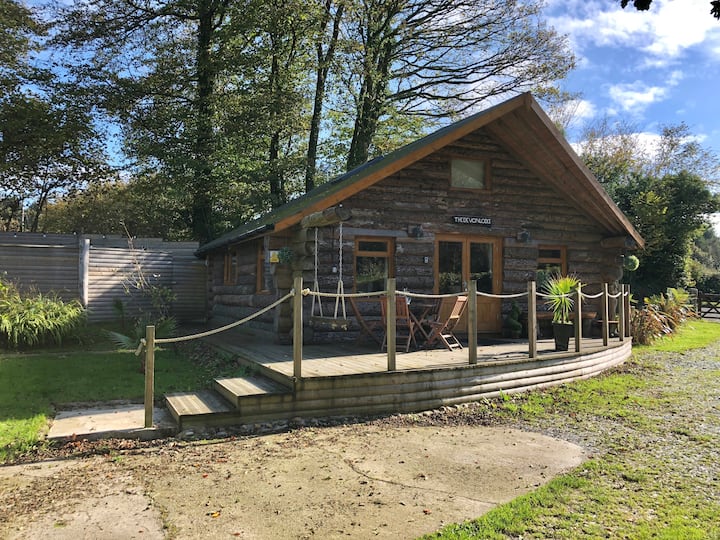 The Devon Lodge Log Cabin with private hot tub. Cabins for Rent in