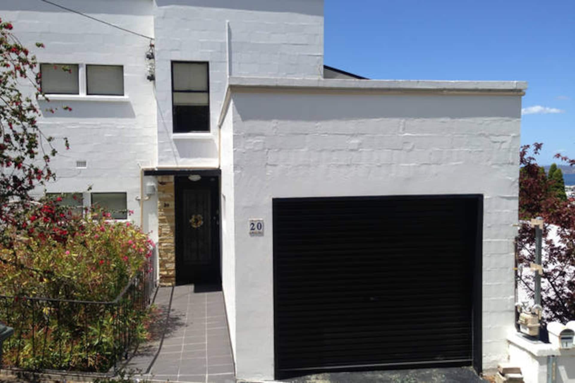 The Top Flat - stylish & great views