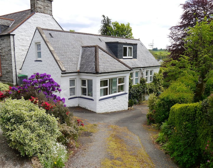 Rowan Cottage Houses for Rent in New Galloway, United Kingdom Airbnb