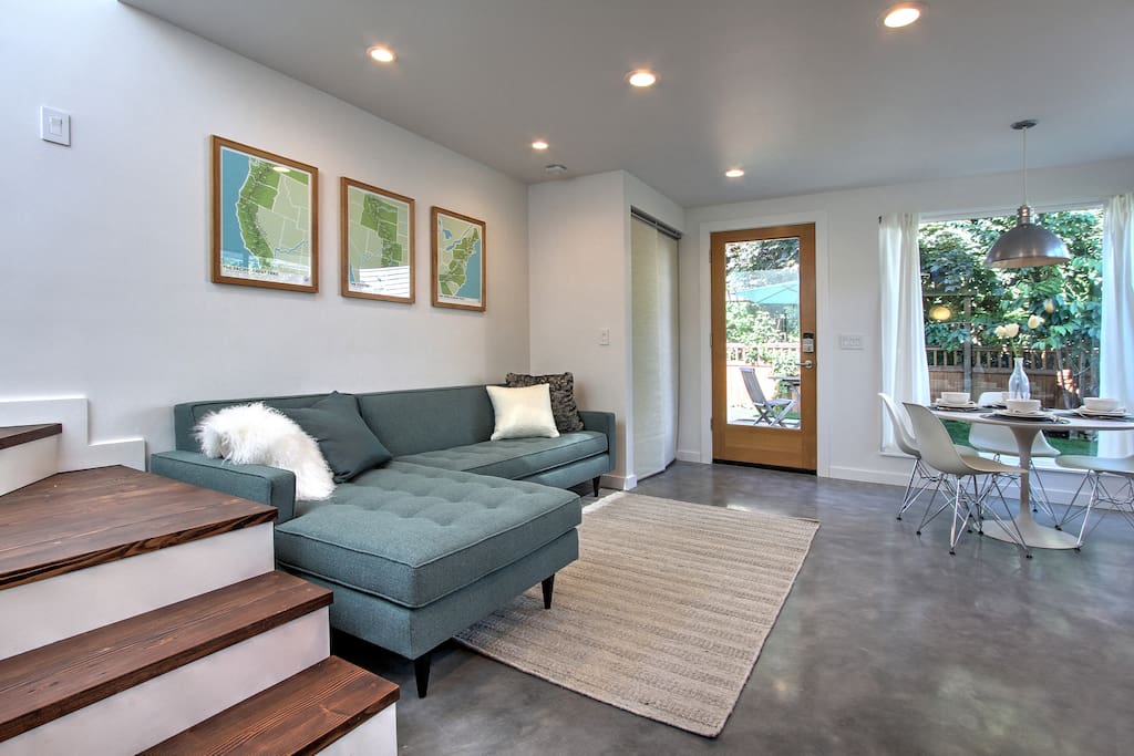 Greenlake Cabin Houses for Rent in Seattle, Washington, United States