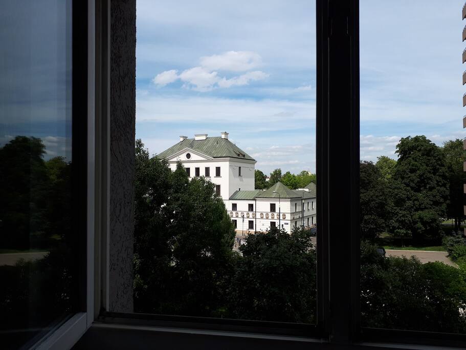 Widok z okna na Dom pod Królami