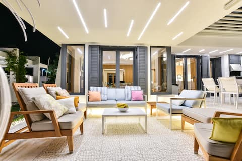 Premium Luxury Villa, Velika Plaza, Montenegro.