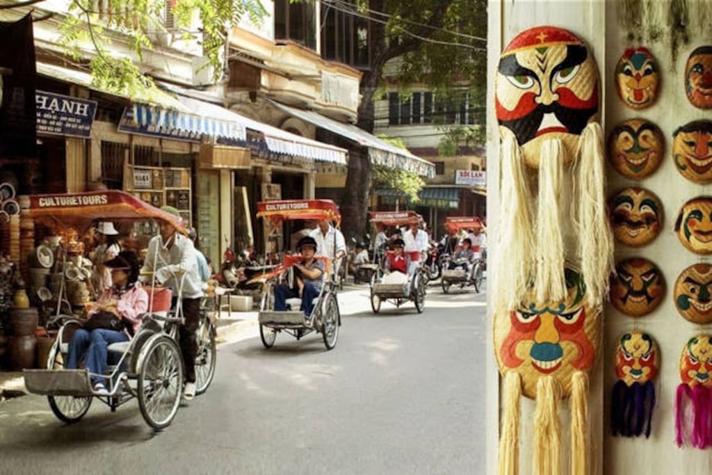 Old quarter and cyclo around city tour