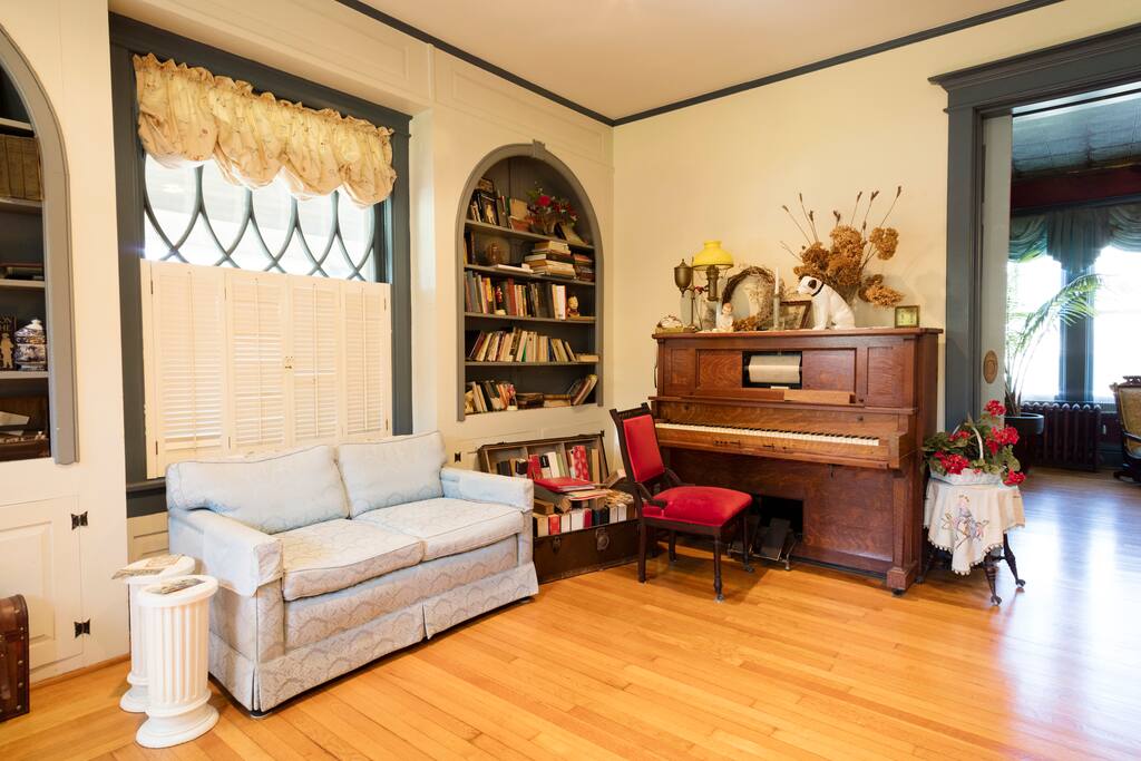 That is a player piano.
