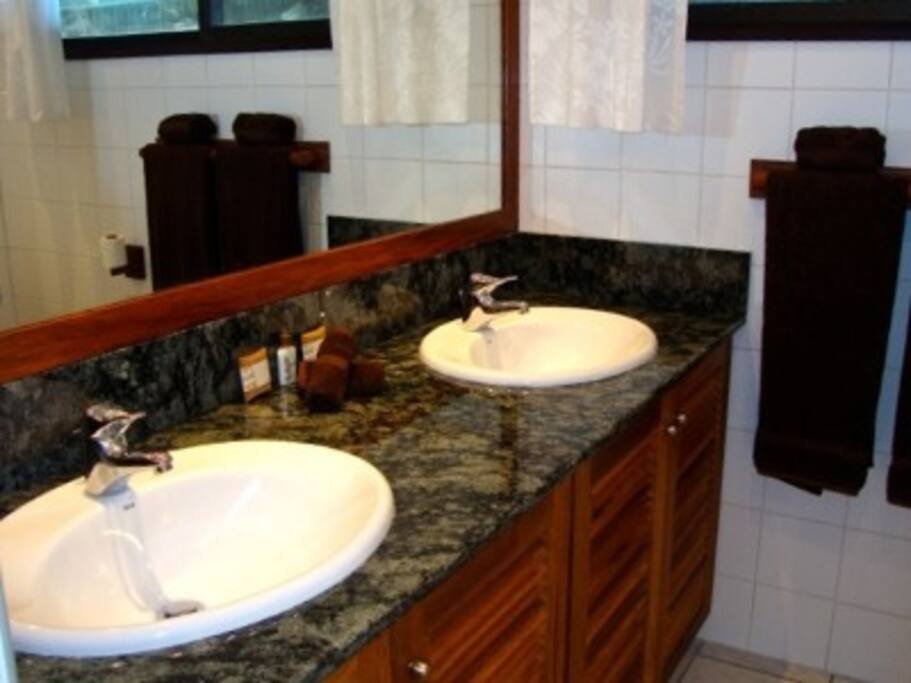 Beautiful bathroom.