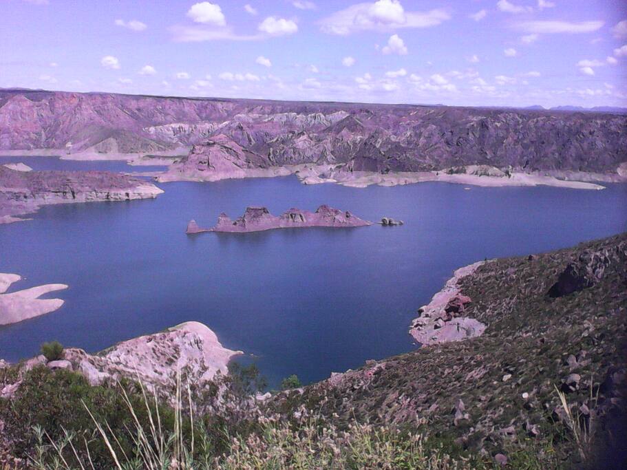 Muchos lugares cercanos para visitar.