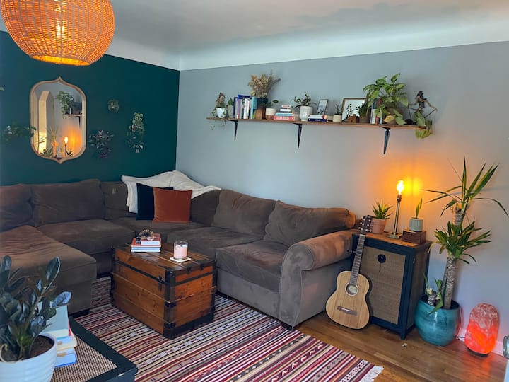 Cozy 1 Br Apt + Washer/dryer + Private Parking - Splash Park, Canton