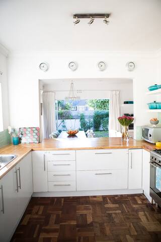 Designers’ family home gallery image 3