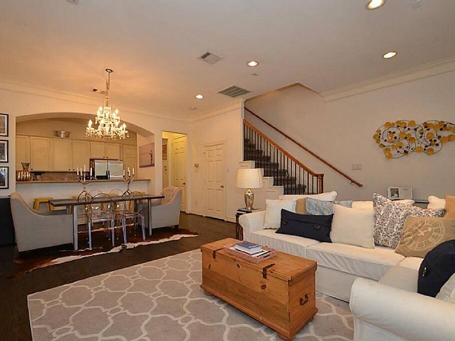 Open concept living and dinning room