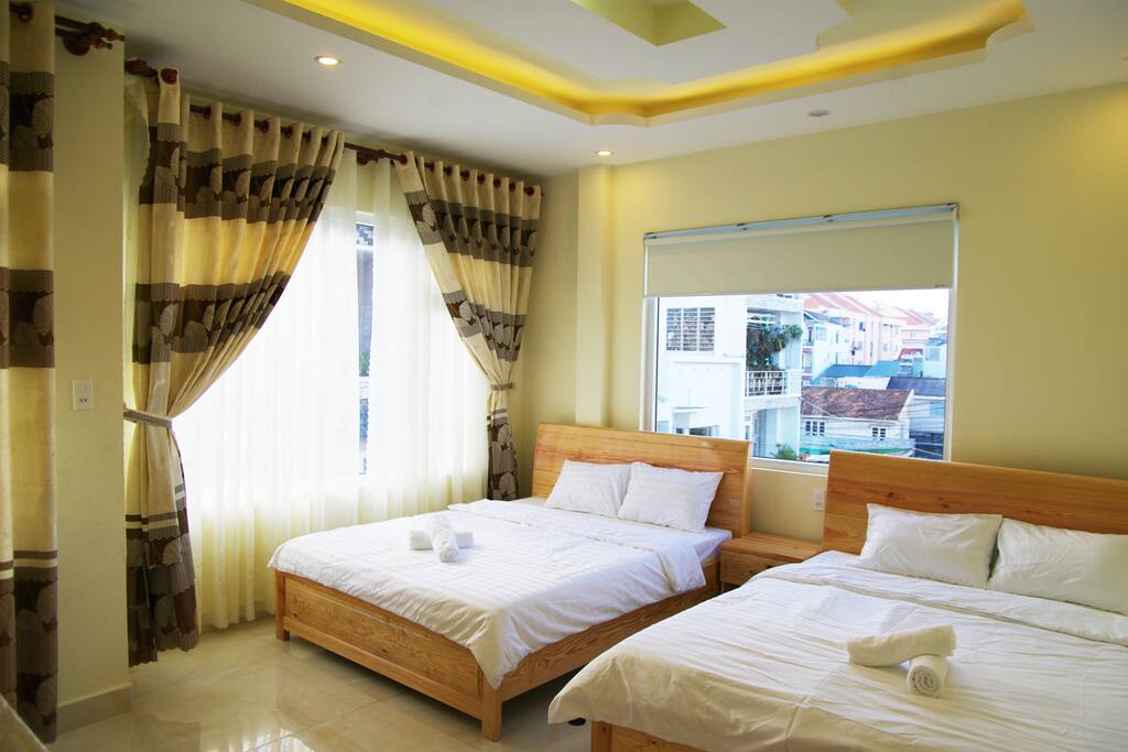 Two Queen Beds