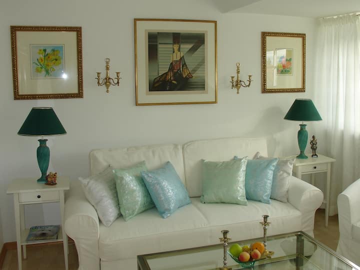 90 sqm bright ,chic 3-room apartment 30 sqm terrace