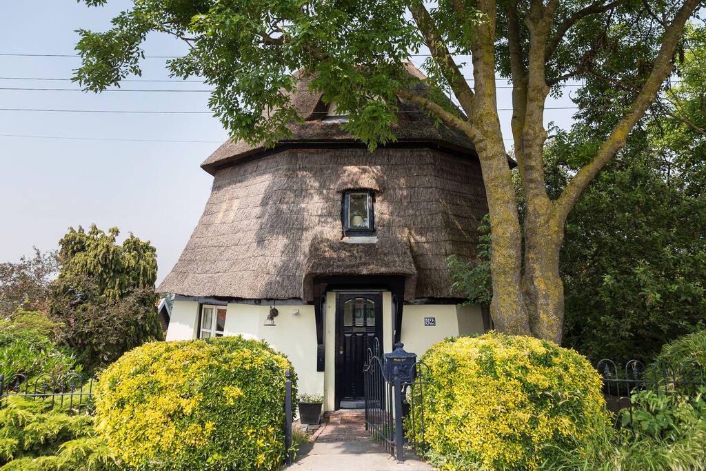 Windmill Villa Entrance