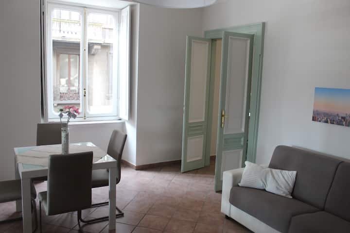 Il Quarantaquattro Bilocale In Centro A Torino Appartamenti In Affitto A Torino Piemonte Italia