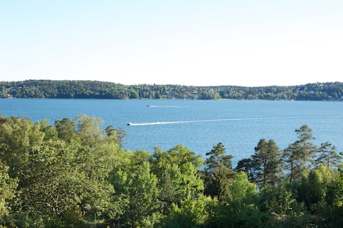 Big modern villa on Älgö with fantastic sea view