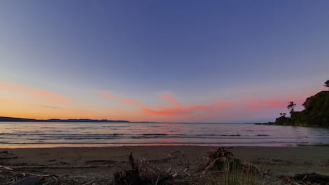 Hidden gem amongst the rocks at the beach
