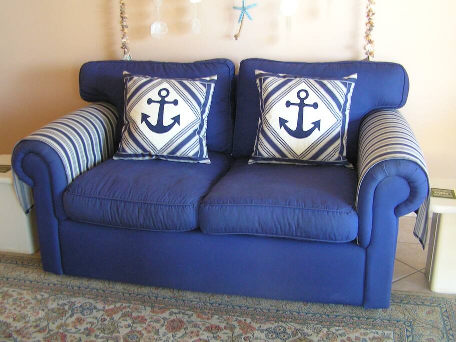 Settee in lounge