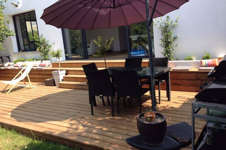 Havre de paix: Piscine & Jardin clos gallery image 3