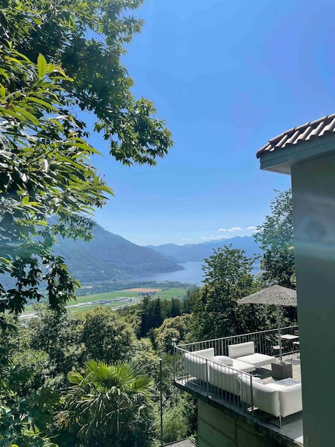 Relaxation oasis with views