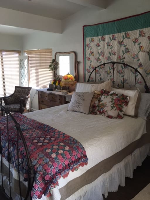 Comfortable Queen size bed
