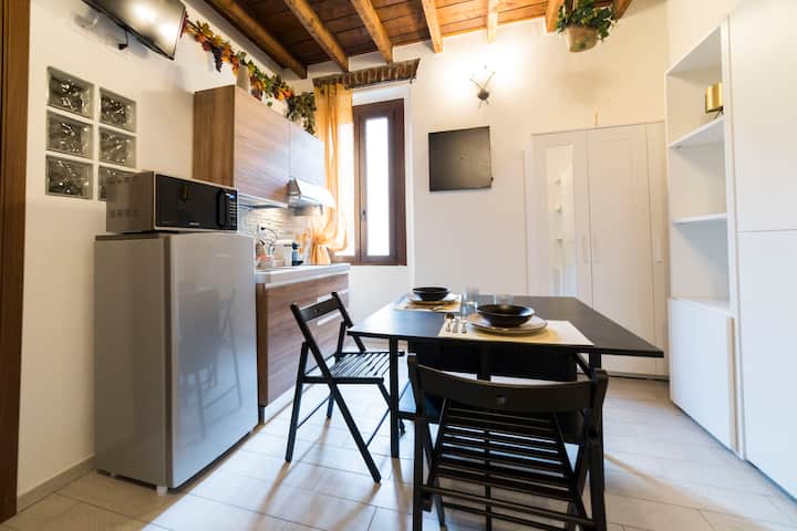 Casa Marco&Valeria - Apartments for Rent in Milano, Lombardia, Italy ...