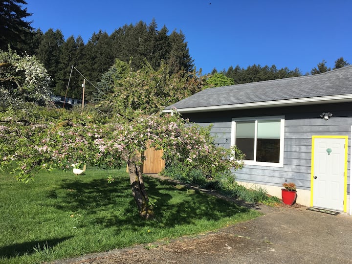 Cowichan Valley Vacation Rentals & Homes Canada Airbnb