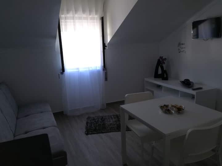 Eva's House - T1 - Nazaré
