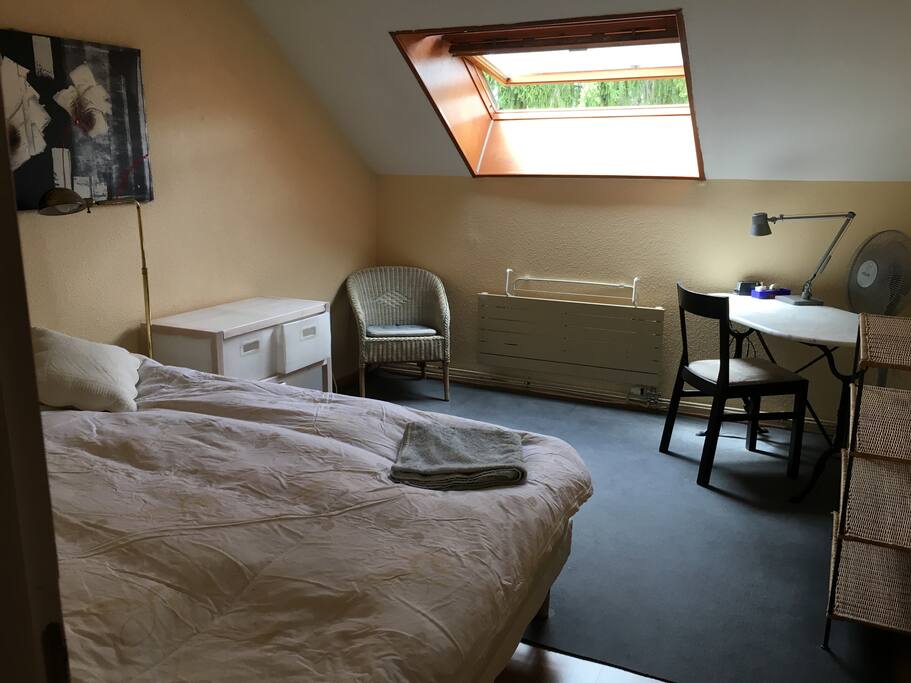1st Bedroom - double bed