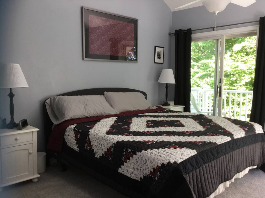 King bed, walkout balcony.