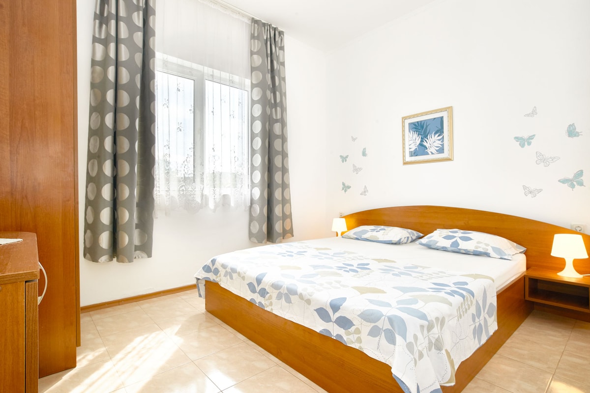 ห้องนอน 1 ในวิลล่าเพิ่มเติม #2