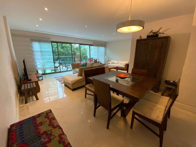 Cobertura linda na Barra c/ ótima localização. gallery image 4