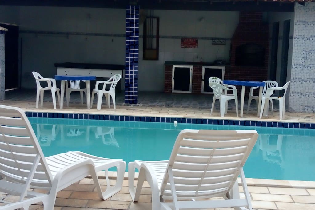 Vista da piscina e área Goumert