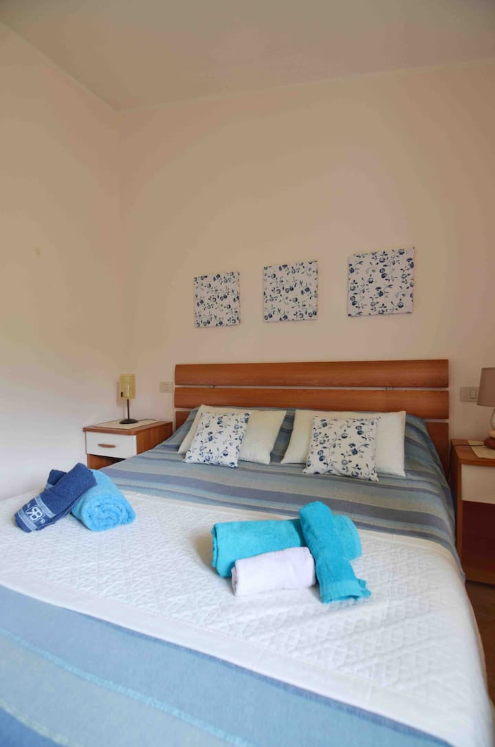 غرفة النوم 1