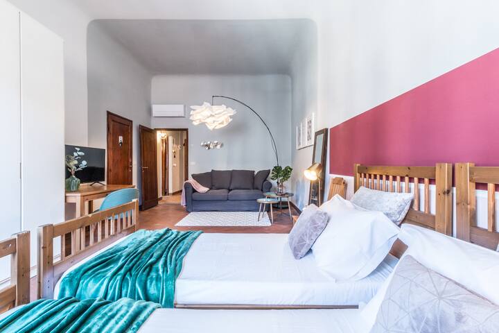 Wine Apartments Florence Franciacorta gallery image 4