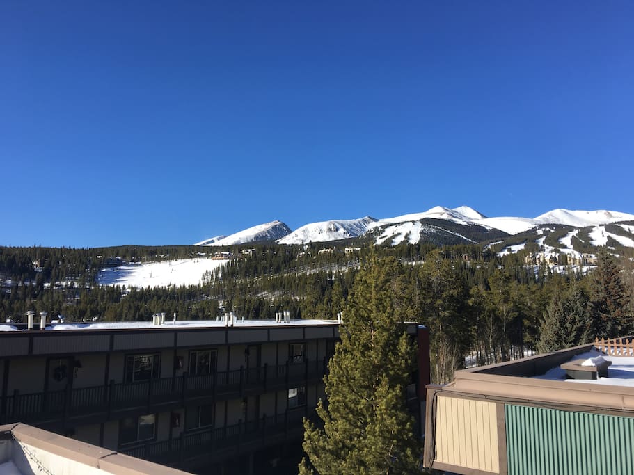 Amazing view of peak 9 and 10 from the outside patio.