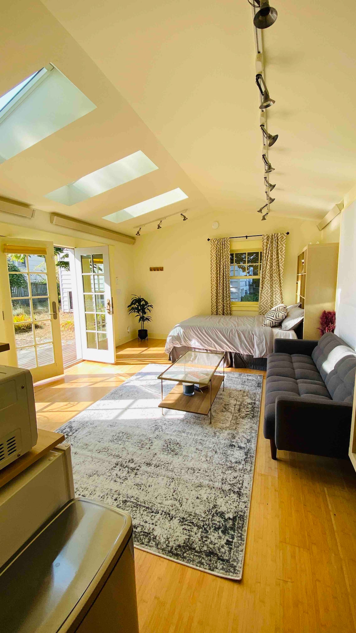 Private Garden Studio