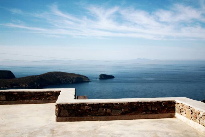 deep blue villas, Serifos, house 3