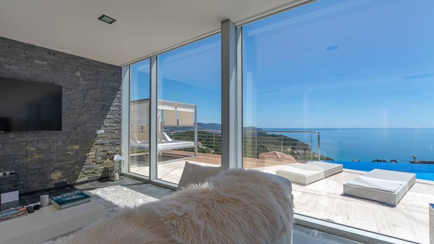 ★ CoastalVillas – Villa Zen ★ luxury&sea views gallery image 3