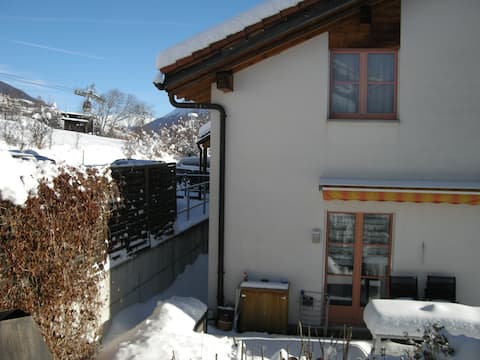 Top Airbnb: Studio Apartment West Senda 495D Scuol Engadin in Scuol
