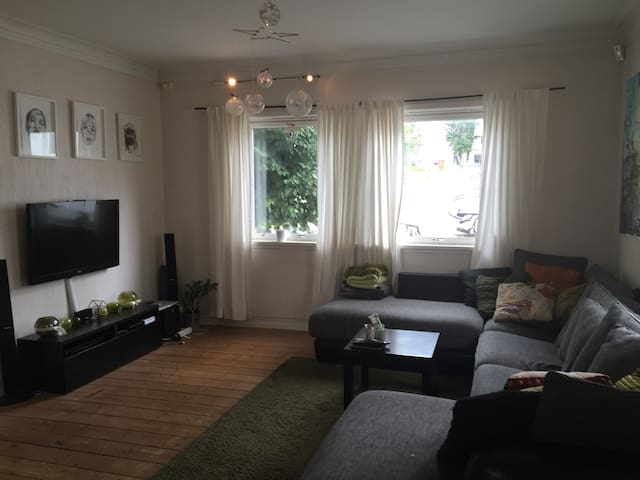 Cosy Appartment Close To City Center - Small Room