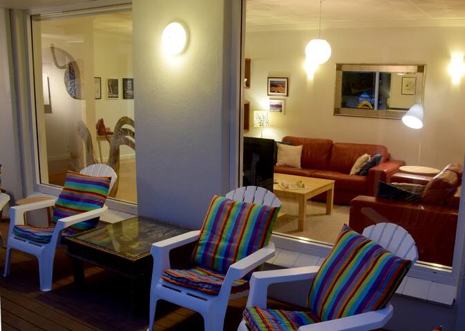 Stingray Beachhouse gallery image 3