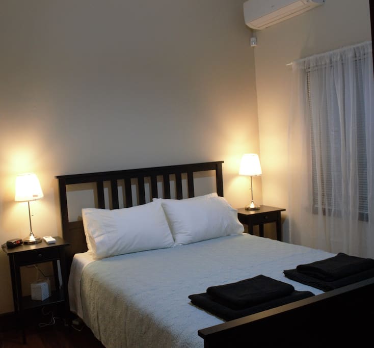 Bedroom with queen sized bed