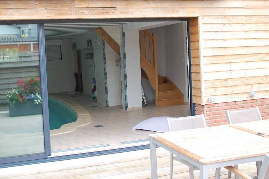 Piscine et Escaliers Etage