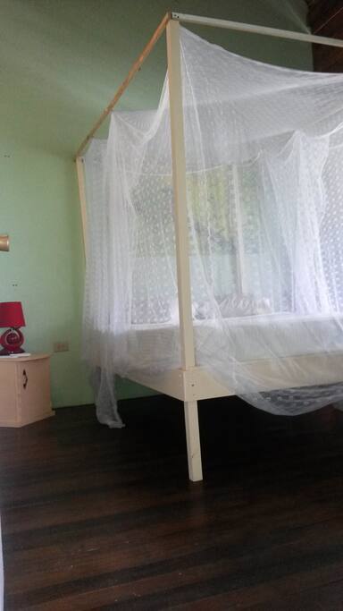 The bedroom with queen size bed