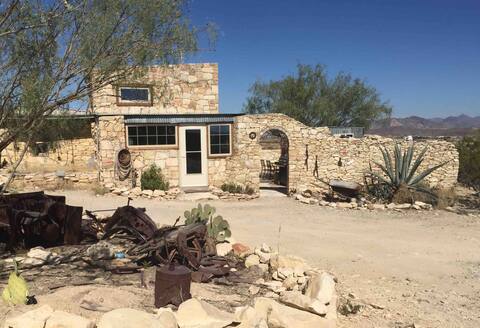 Casa de Amigos in Ghostown, Terlingua