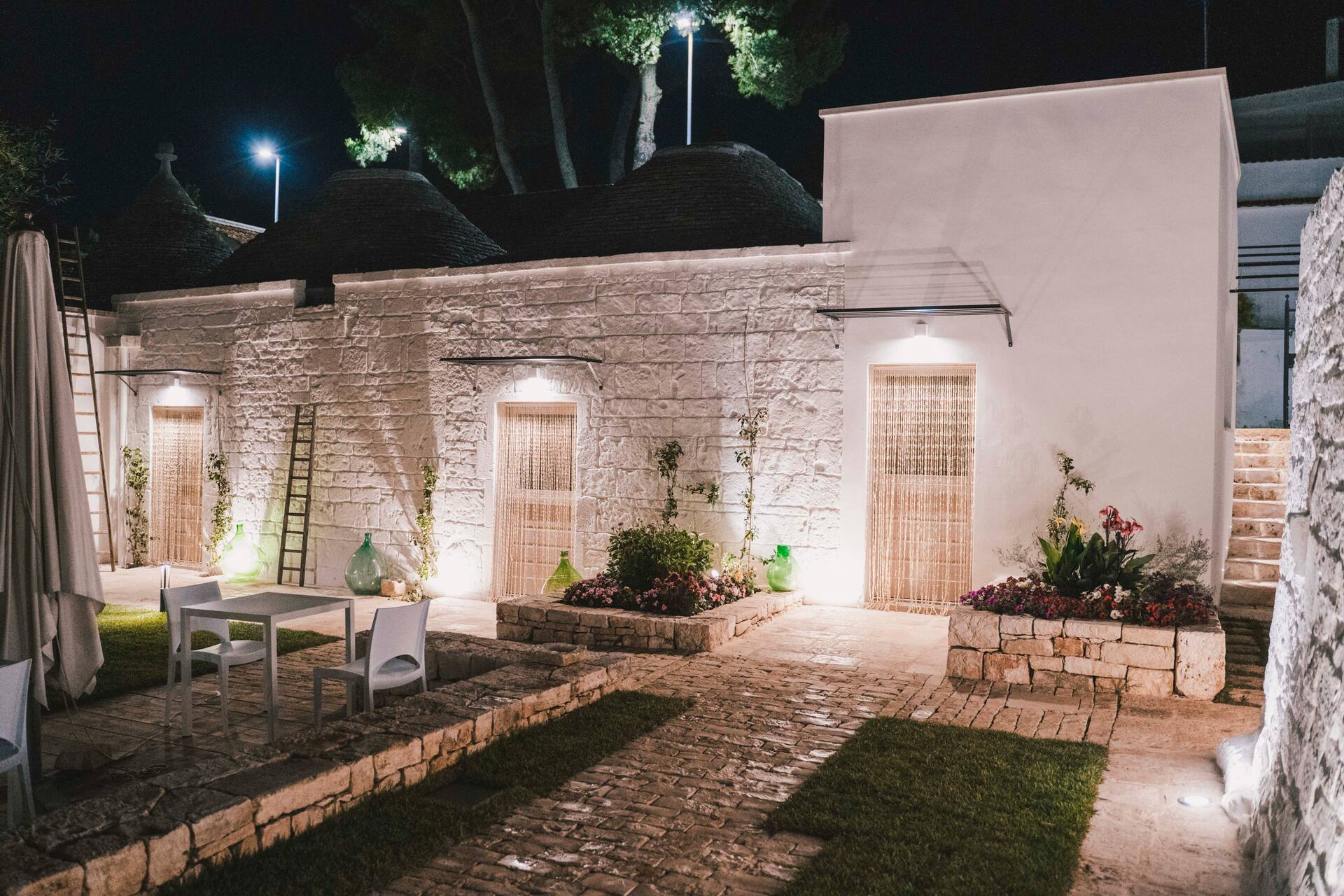 Trulli in corte — foto 2