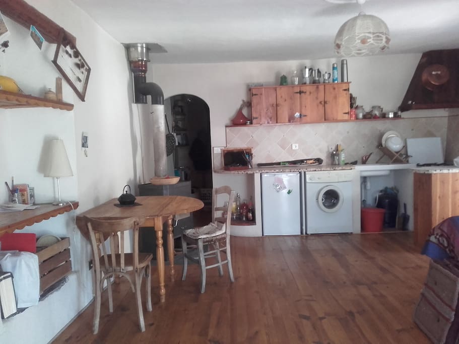 Pièce de vie( 38m2) côté cuisine