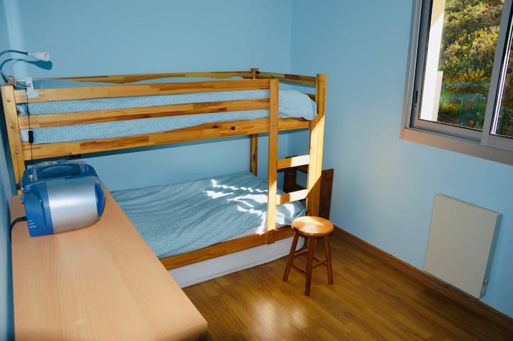 غرفة النوم الثانية 