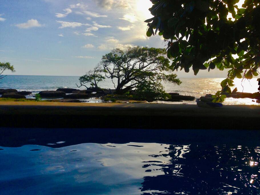 Pool with a view. Alway about 79 degrees.